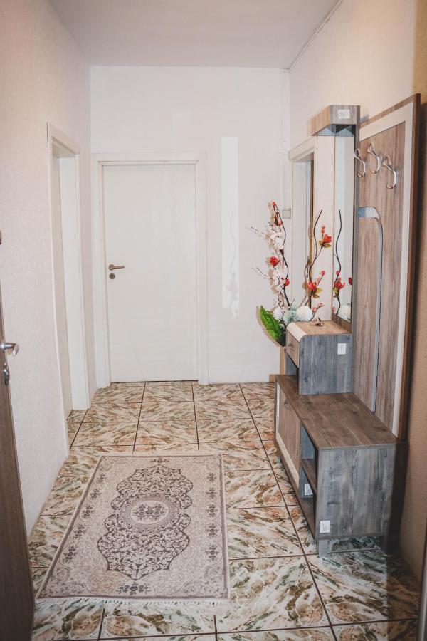 3 Rooms, Loft Apartment, Located Right In Center!!! Razgrad Exterior photo